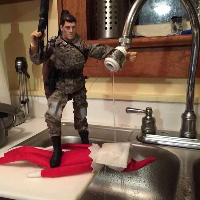 elf-on-shelf-waterboard-soldier